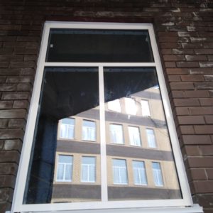 Противопожарное окно EI 30 из алюминиевого профиля / серия FRM855